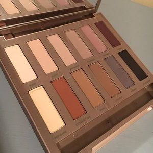 Urban Decay Naked Ultimate Basics Palette